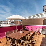 Dreamy Sunsets In A Central Penthouse With Terrace