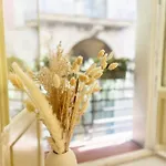 White Apartment Barcelona