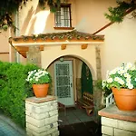 Tibidabo Apartments