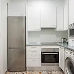 Art House Fira Apartments