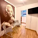 Private Rooms In City Center