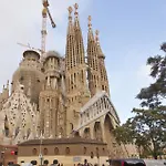 Apartamento Cerca De Sagrada Familia