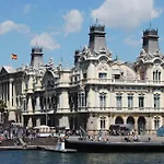 Port Vell! Beach Barcelona Centro!