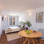 Modern Stylish Apartments & Studios