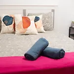 Eixample Private Rooms