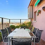 Chic 3Br Retreat With Private Terrace