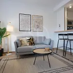 Hermoso Apartamento Junto A La Sagrada Familia