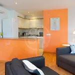 Practico Apartamento Junto A Estacion De Sants