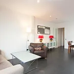 Bonito Apartamento Con Terraza