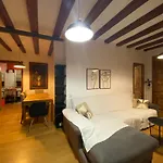 Big Boutique Apartment In The City Center