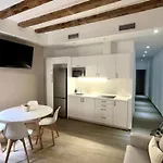 Apartamento Renovado Con 2 Habitaciones En El Corazon De Barcelona - Es-341-3
