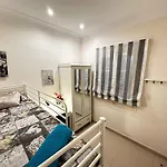 Acogedoras Habitaciones En Gran Via