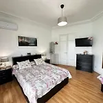 Bailen Rooms