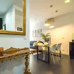 Dana - Enjoy Apartments Rocafort