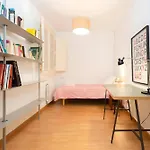 Filmoteca Sarria 1- Wifi Quiet Bright Comfi