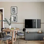 Roc - 2 Bedrooms In Poblenou