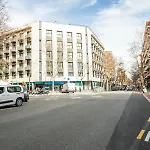 24Mal1073-Marvellous 2Br Flat Near Sagrada Familia
