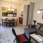 Spacious Aptmt Close To Pl Universidad And Pl Catalunya, 2,5 Bedrooms, Balcony, Heating, Elevator Min 31 Nights