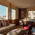 Grand Hotel Central, Small Luxury Hotels