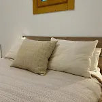 Piso En Gracia De 3 Habitaciones Dobles Suits
