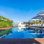 Pullman Barcelona Skipper