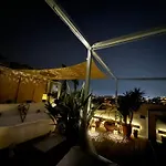Outdoor Bathtub! 360 Rooftop With Chill Out And Amazing Views!