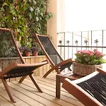 Casanova Charm 4Bdr Apartment