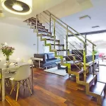 Apartment Barcelona Rentals - Swimming Pool With Terrace