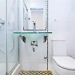 Shs Hostel In Barcelona