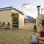 Apartamentos Colon 3000