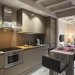 Elegant Eixample Apartment Nicely Decorated