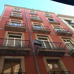 Hostal River