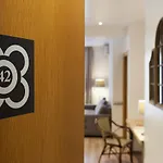 Mh Apartments S. Familia