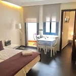 Barcelona Fifteen Central Aparthotel