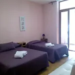 Hostal Balmes Centro