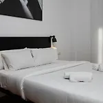 No 130 Barcelona Apartments