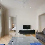 Tendency Sagrada Familia Luxury