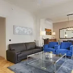Tendency Sagrada Familia Luxury
