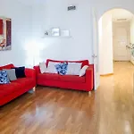 Feelathome Gran Via Apartment