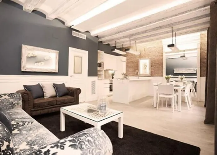 Enjoybcn Colon Apartments