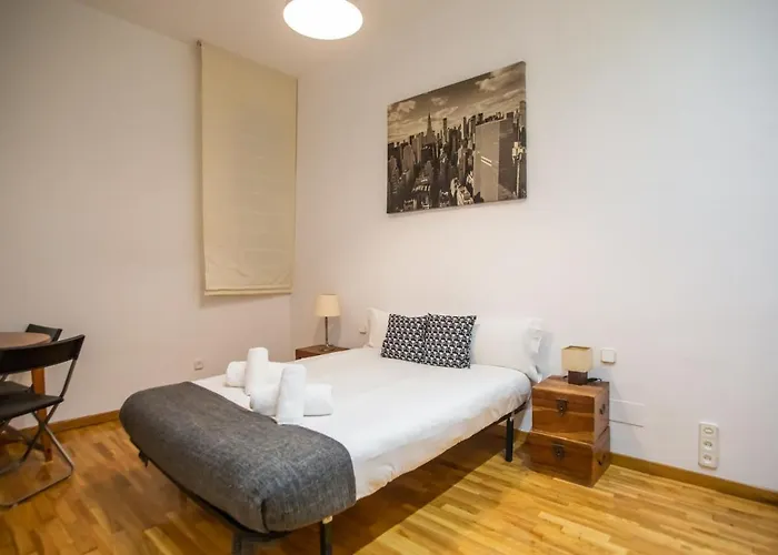 P2Ari1046 - Magnific 2Bed Apartment In The City Center
