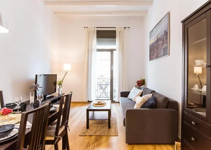 One Bedroom Apartment Close To Beach