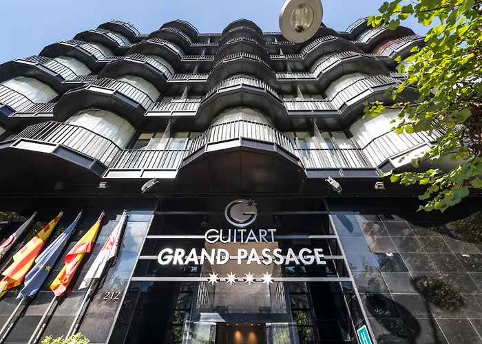 Guitart Grand Passage