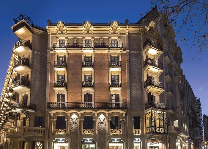 Monument Hotel