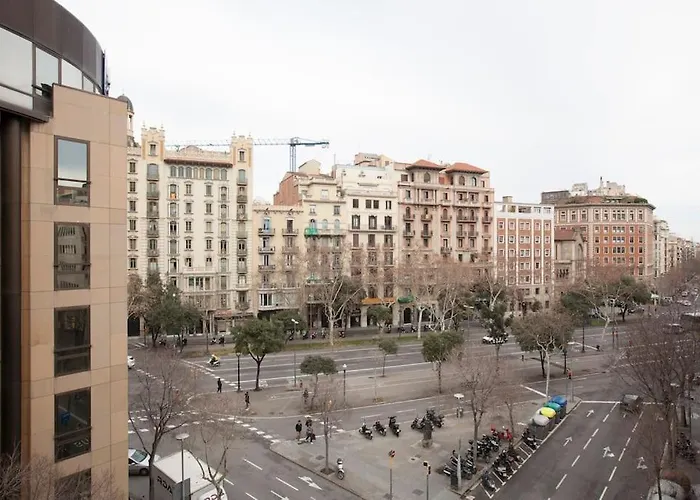 Diagonal/Paseo De Gracia 4 Pax