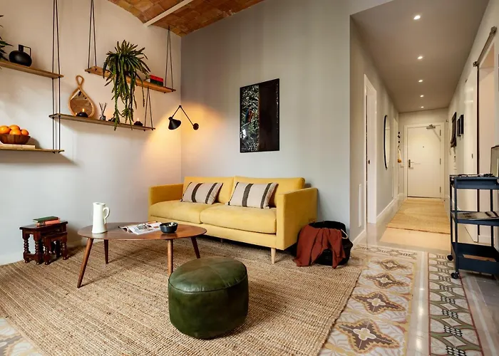 Nanay - Two Bedroom Apartment In Gracia