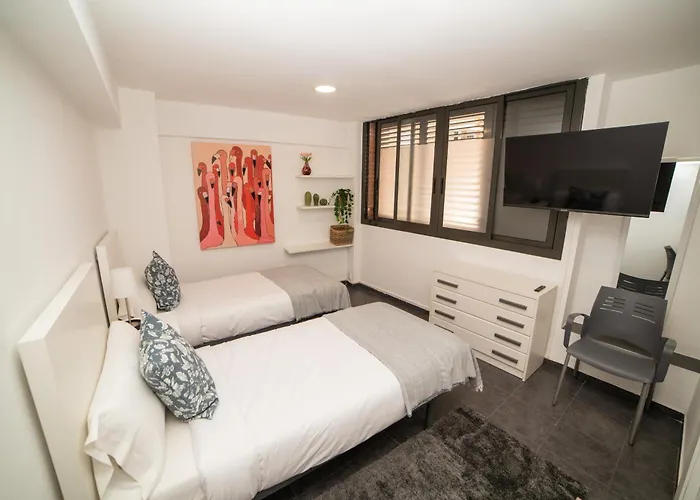 Barcelona Apartment Near Park Gueell