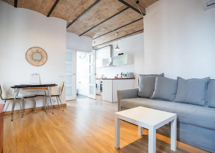 51No1058 - Bright 1Bed Flat In Poble Sec