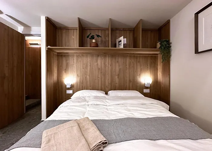 Unique Living Born Apartments & Studios