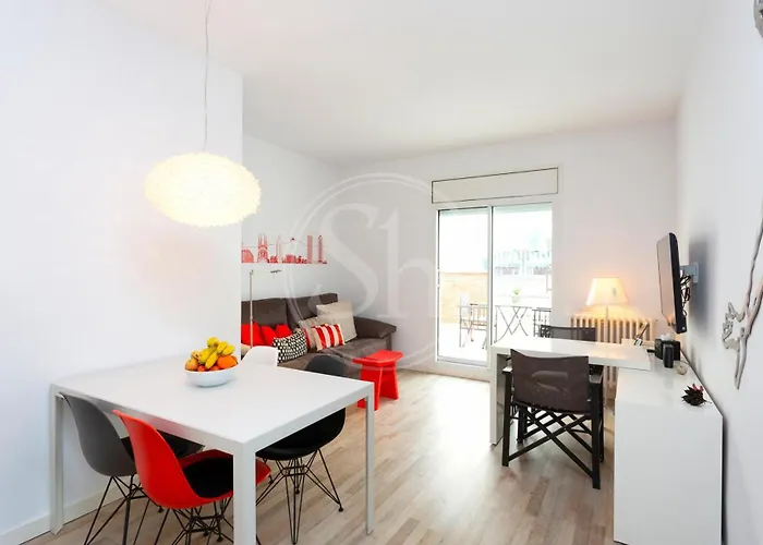 Apartamento Con Terraza Junto A Paseo De Gracia